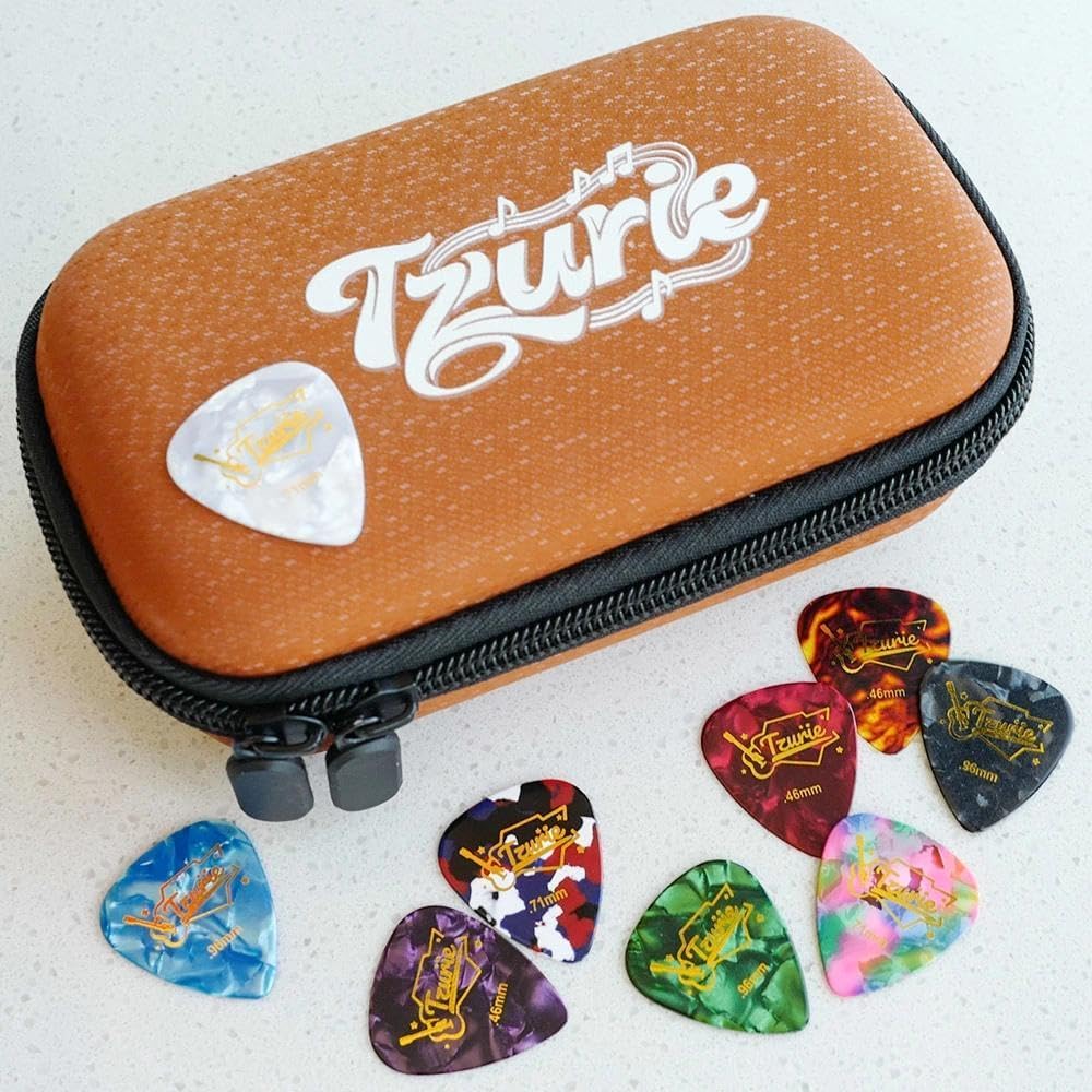Guitar Pick Case Set with 9 Celluloid Guitar Picks E4393