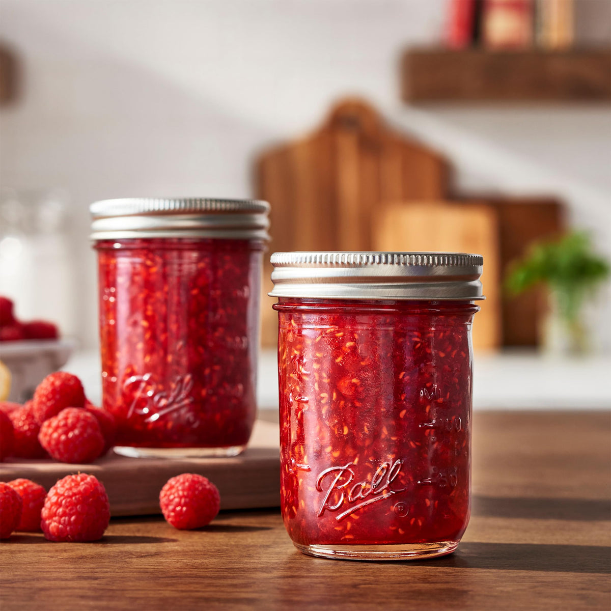 8 Glass Clear Jars with Lids & Bands C55511