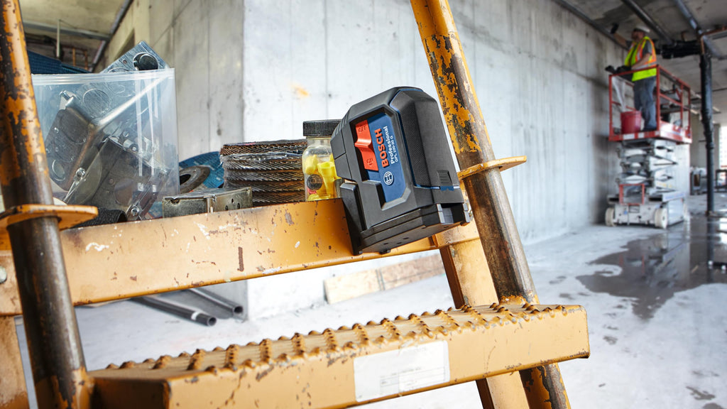 Green-Beam Three-Point Self-Leveling Alignment Laser V49244